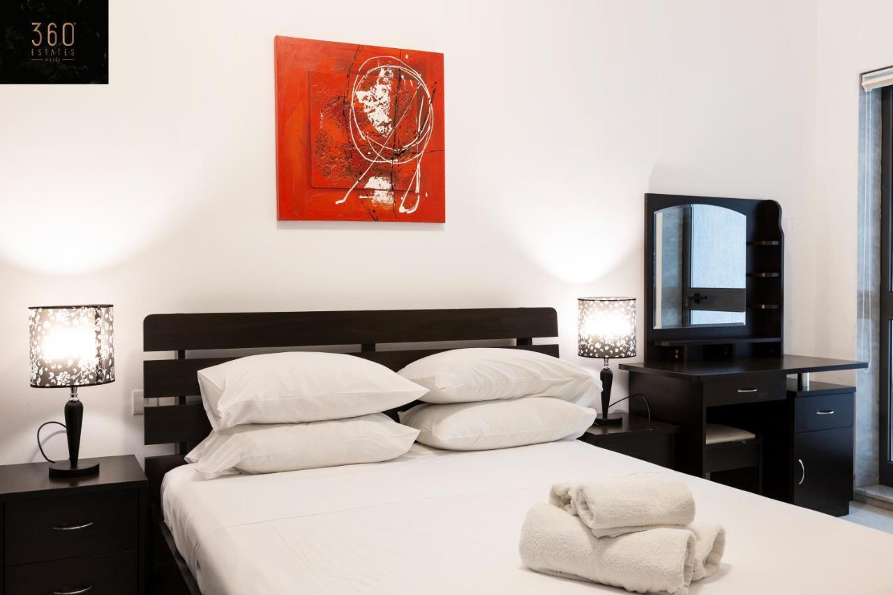 Centre Paceville Apt With Terrace, Bbq & Wifi By 360 Estates San Ġiljan Exterior foto