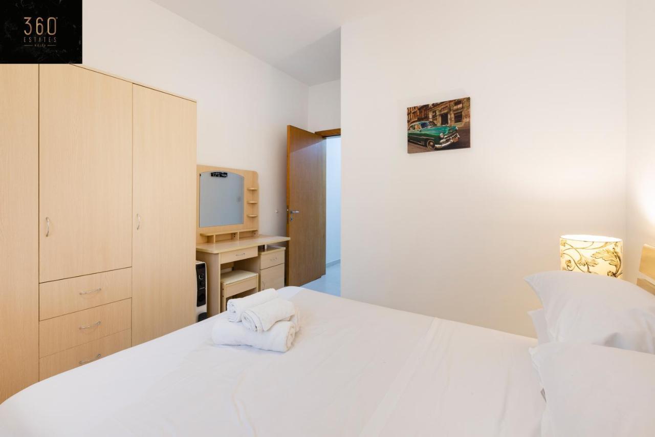 Centre Paceville Apt With Terrace, Bbq & Wifi By 360 Estates San Ġiljan Exterior foto